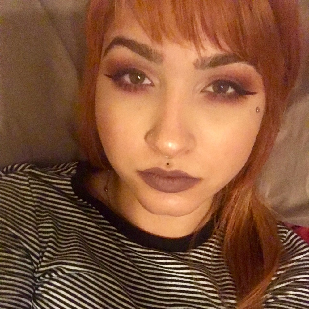 Meet your Posher, Iliana